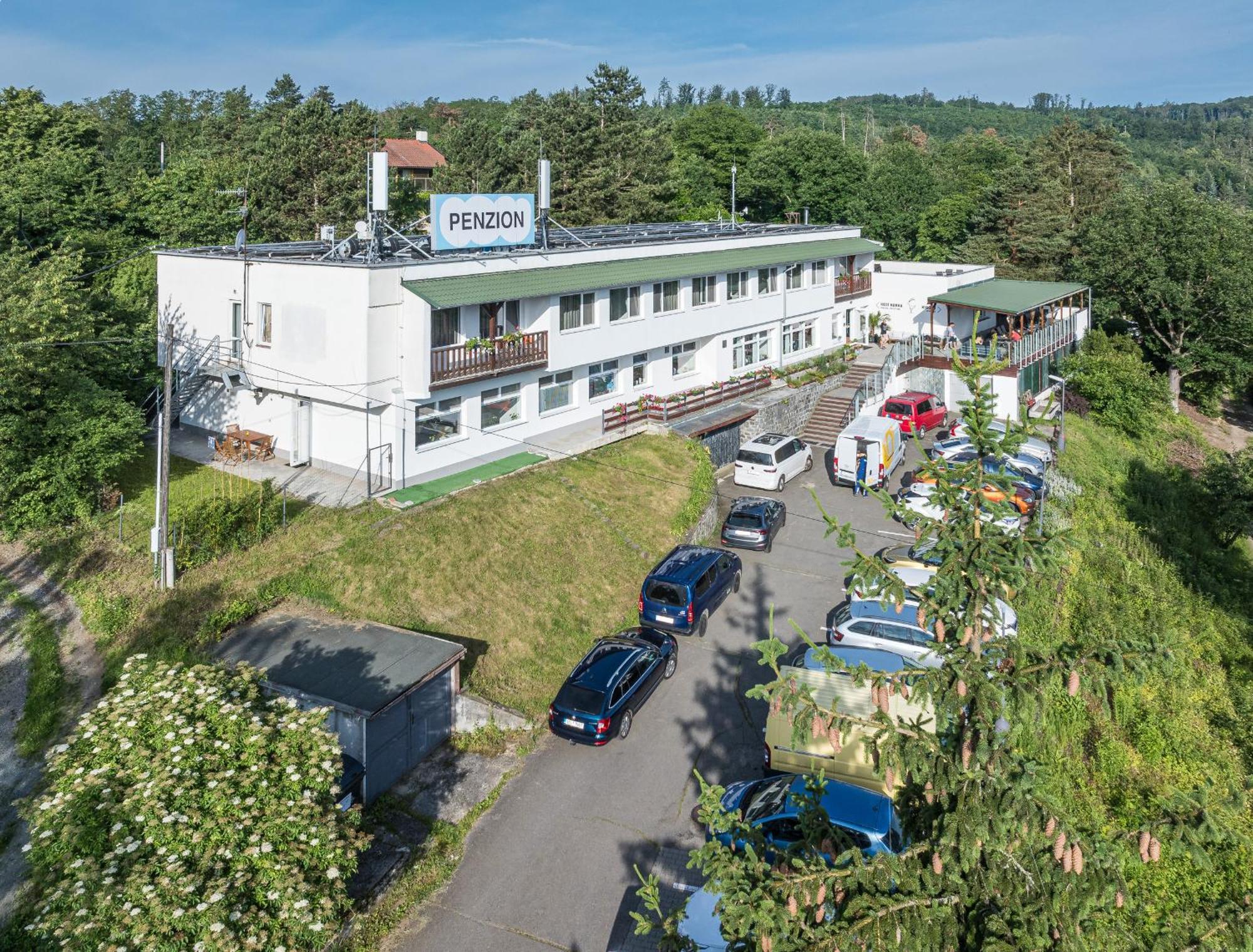 Penzion Kozi Horka U Brnenske Prehrady Брно Экстерьер фото